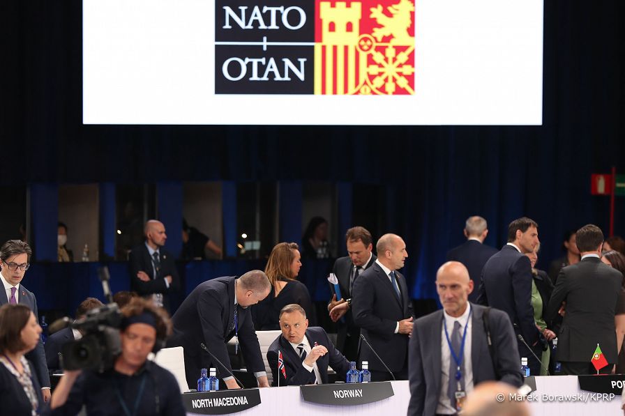 18_Andrzej_Duda_NATO_Madryt_20220629_MB1_2469.jpg
