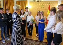 017_Agata_Kornhauser-Duda_Madryt_koniec_roku_szkolnego_20220629_GJB_2178.jpg