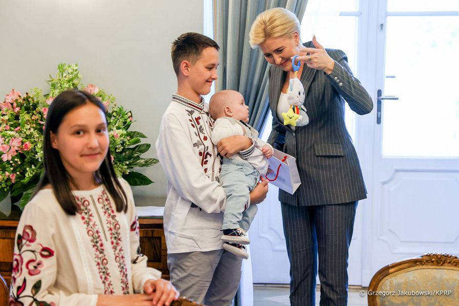 16_AKD_rodzina_Karakevic_20220603_GJB_7397.jpg