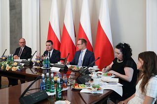 01_Rada_Mlodziezy_20220630_PK010681.jpg