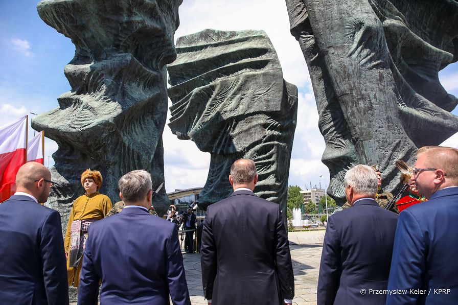 005_Andrzej_Duda_pomnik_Powstancow_Slaskich_20220607_PK018665.jpg