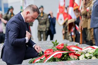 12__Andrzej_Duda_Narodowy_Dzien_Pamieci_Ofiar_Ludobojstwa_20220711_JSZ_0199.jpg