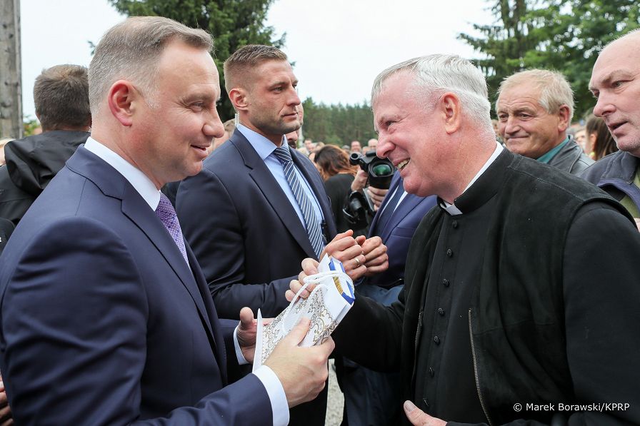 18__Andrzej_Duda_Dzien_Walki_Meczenstwa_Wsi_Polskiej_Sochy _20220712_MB2_8902.jpg