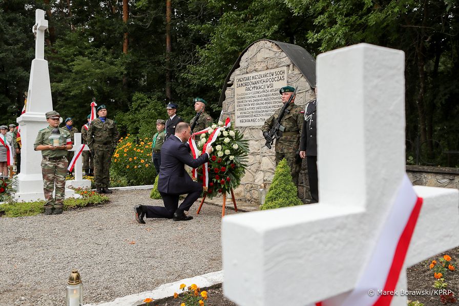 02__Andrzej_Duda_Dzien_Walki_Meczenstwa_Wsi_Polskiej_Sochy _20220712_MB2_8508.jpg