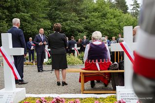 11__Andrzej_Duda_Dzien_Walki_Meczenstwa_Wsi_Polskiej_Sochy _20220712_MB2_8626.jpg