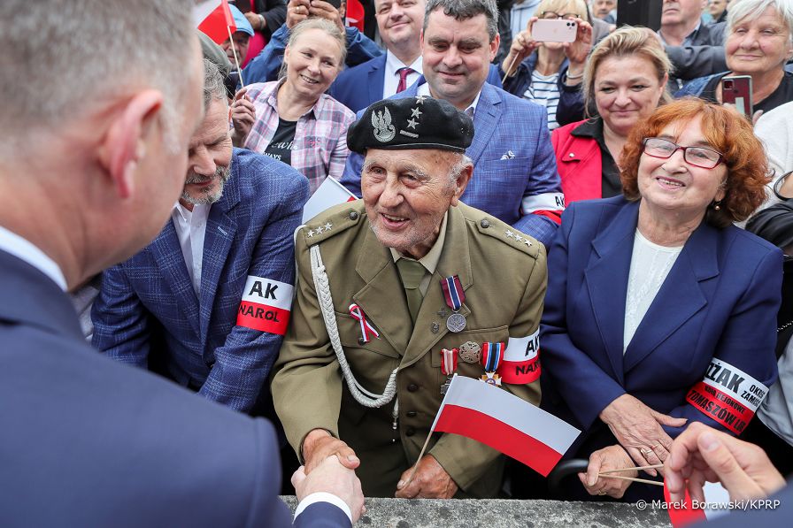 16__Andrzej_Duda_Dzien_Walki_Meczenstwa_Wsi_Polskiej_Sochy _20220712_MB2_8782.jpg