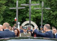 20__Andrzej_Duda_Dzien_Walki_Meczenstwa_Wsi_Polskiej_Sochy _20220712_MB1_4233.jpg
