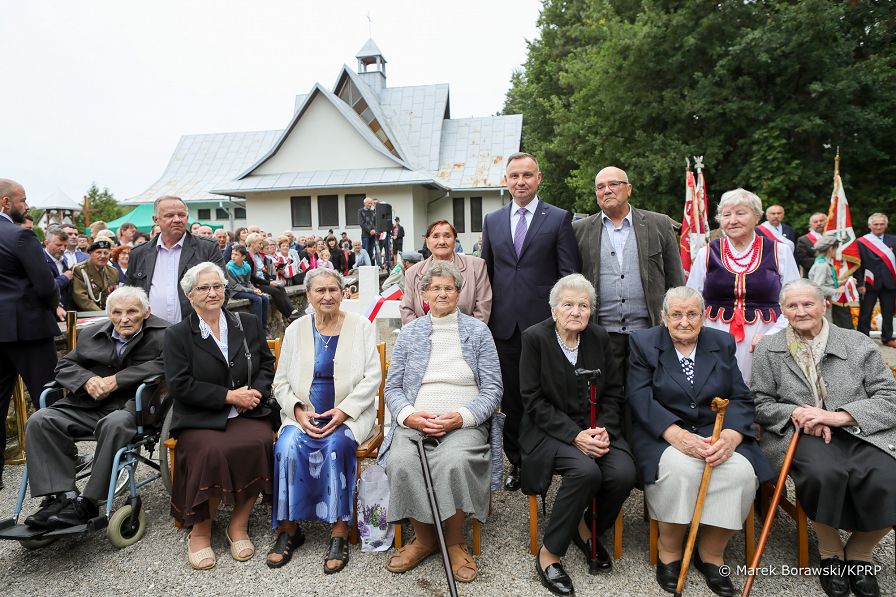 14__Andrzej_Duda_Dzien_Walki_Meczenstwa_Wsi_Polskiej_Sochy _20220712_MB2_8752.jpg
