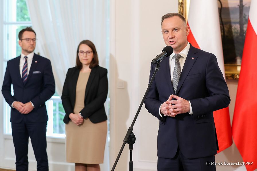 09__Andrzej_Duda_podpisanie_ustawy _20220714_MB1_4599.jpg