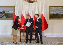06__Andrzej_Duda_podpisanie_ustawy _20220714_MB2_9421.jpg