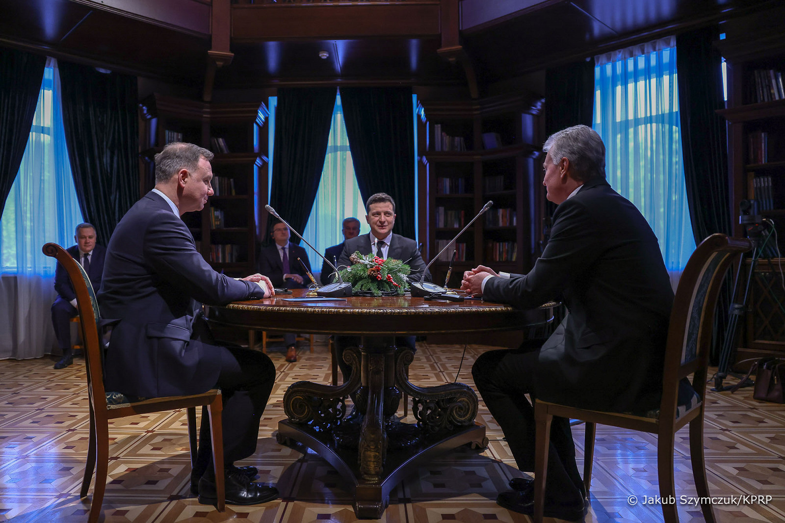 832_12_20211220_16__Andrzej_Duda_Wolodymyr_Zelenski_Ukraina_20211220_JS__6539.jpg [405.36 KB]