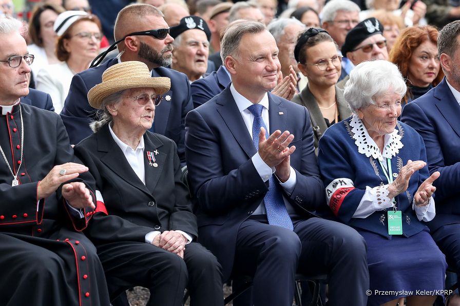 06__Andrzej_Duda_odznaczenia_78_rocznica_wybuchu_Powstania_Warszawskiego_20220730_PK2_9296.jpg