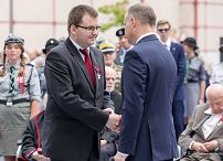 12__Andrzej_Duda_odznaczenia_78_rocznica_wybuchu_Powstania_Warszawskiego_20220730_PK2_9640.jpg