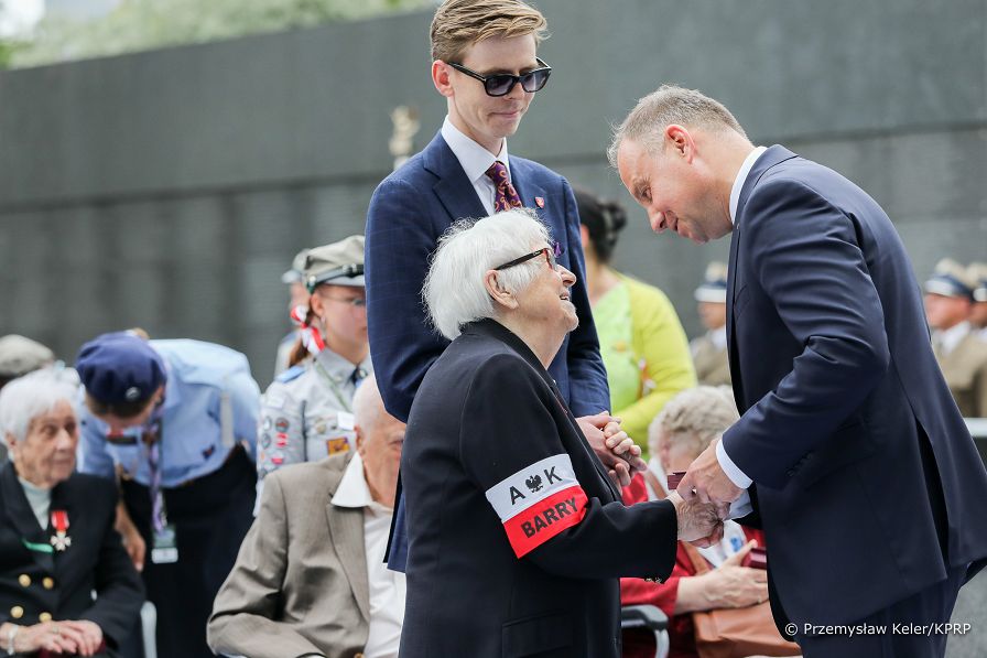 18__Andrzej_Duda_odznaczenia_78_rocznica_wybuchu_Powstania_Warszawskiego_20220730_PK2_0142.jpg