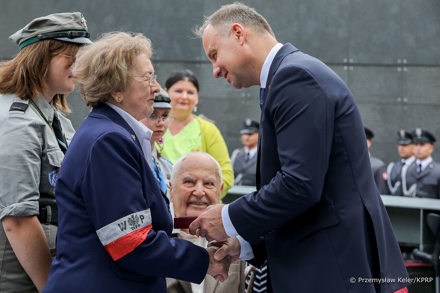 09__Andrzej_Duda_odznaczenia_78_rocznica_wybuchu_Powstania_Warszawskiego_20220730_PK2_9435.jpg