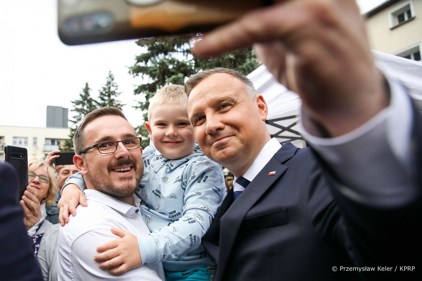 027_016_Andrzej_Duda_Slask_Olesno_mieszkancy_20220607_PK010320.jpg