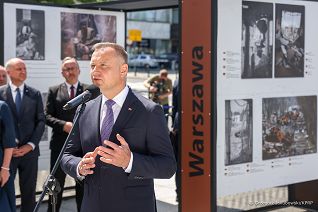 06__Andrzej_Duda_wystawa_Warszawa_Mariupol__20220801_GJB_2477.jpg