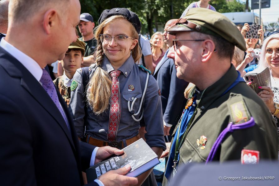 06__Andrzej_Duda_Uroczystosc_upamietnienia_mieszkancow_warszawskiej_Woli zamordowanych_przez_Niemcow_20220801_GJB_2206.jpg