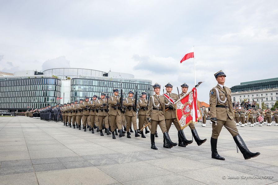 29__Andrzej_Duda_Swieto_Wojska_Polskiego_20220815_JS__6246.jpg