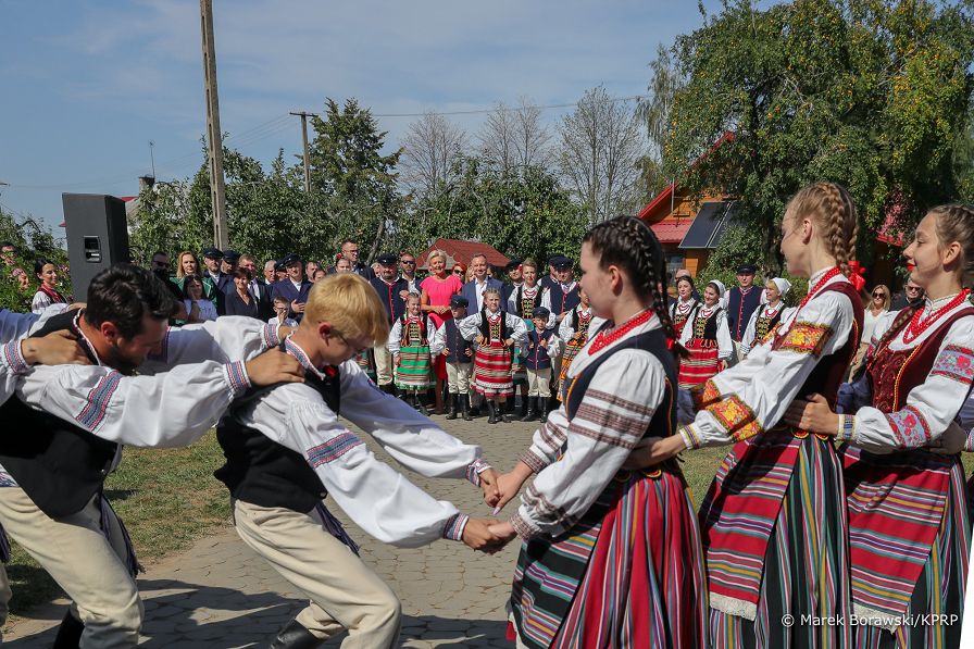 08__Andrzej_Duda_Agata_Kornhauser_Duda_swieto_plonow_Kolonia_Bocki_20220827_MB2_2826.jpg
