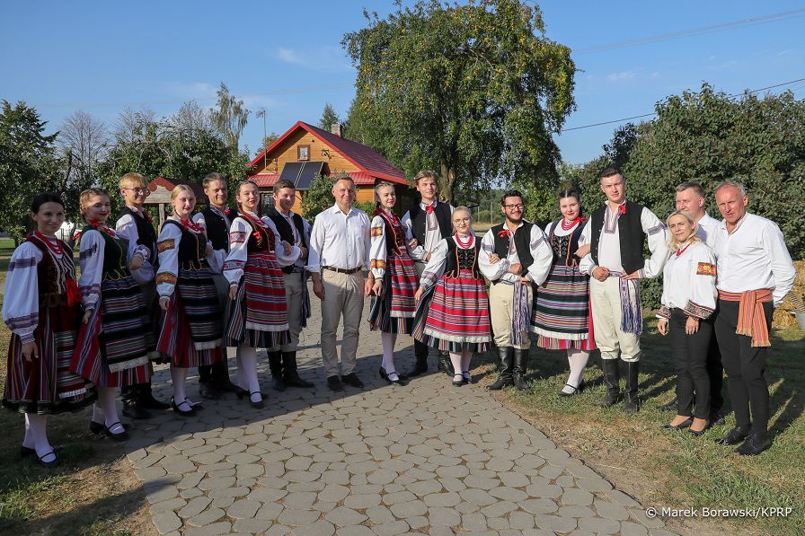 22__Andrzej_Duda_Agata_Kornhauser_Duda_swieto_plonow_Kolonia_Bocki_20220827_MB2_3289.jpg