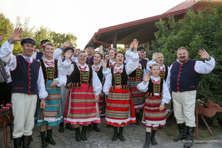 26__Andrzej_Duda_Agata_Kornhauser_Duda_swieto_plonow_Kolonia_Bocki_20220827_MB2_3579.jpg