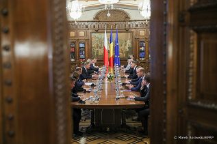 09_Andrzej_Duda_spotkanie_Klaus _Iohannis__rozmowy_plenarne_Rumunia_20220322_MBO23170.jpg