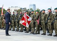 005_Andrzej_Duda_sztandar_DGRSZ_20220913_GJB_2436.jpg