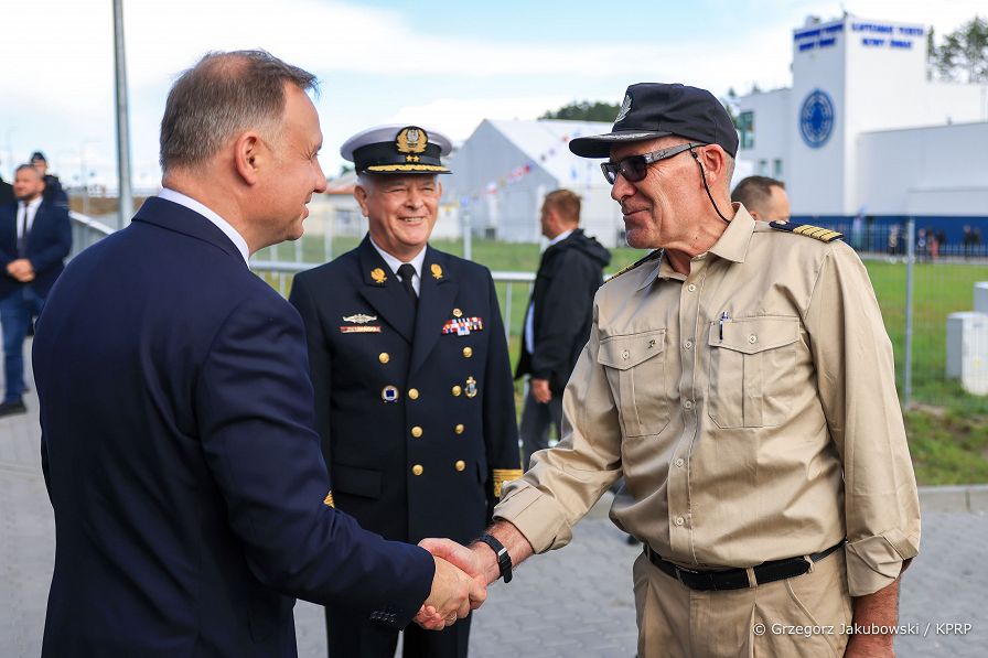 001_Andrzej_Duda_otwarcie_kanalu_przez_Mierzeje_Wislana_20220917_GJA_4469.jpg