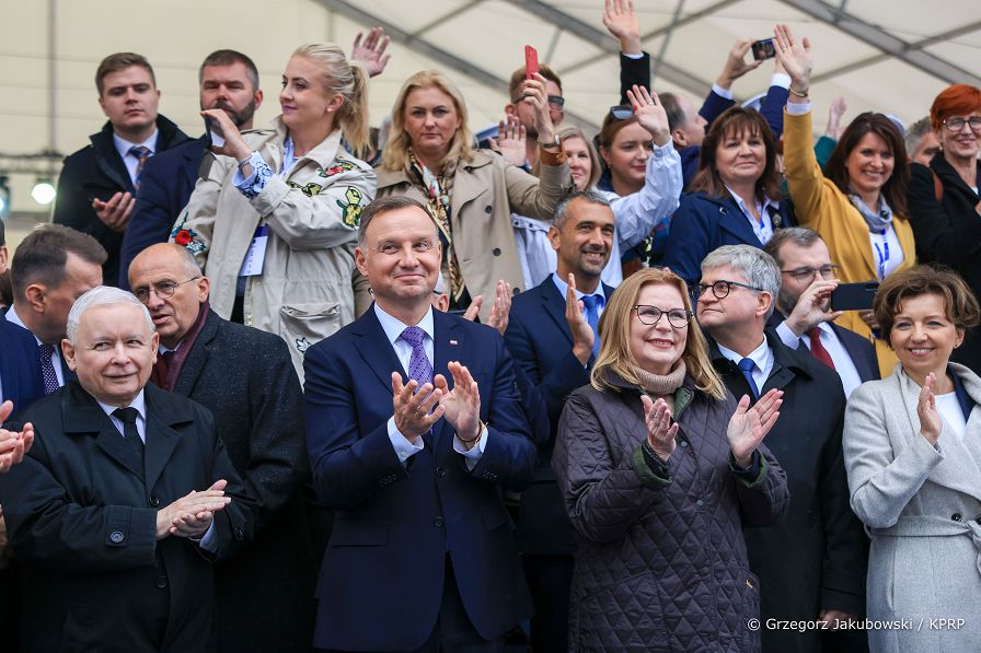 021_Andrzej_Duda_otwarcie_kanalu_przez_Mierzeje_Wislana_20220917_GJA_5289.jpg