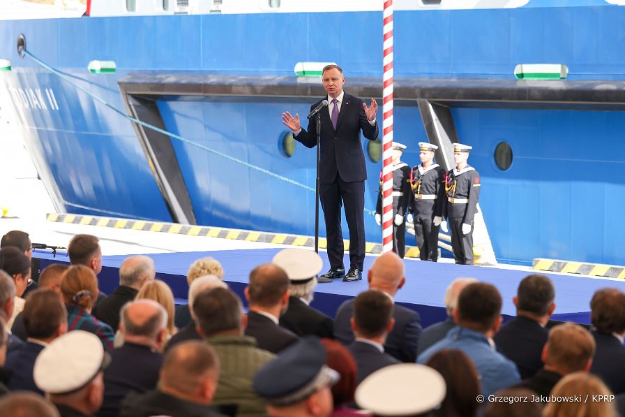 016_Andrzej_Duda_otwarcie_kanalu_przez_Mierzeje_Wislana_20220917_GJB_5646.jpg