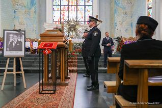 05__Andrzej_Duda_ msza_pogrzebowa_sp_Tadeusza_Ferenca_20220902_JS__9209.jpg