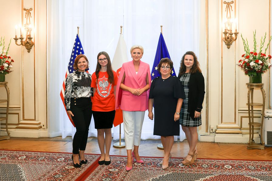 27__Agata_Kornhauser_Duda_Narodowe_Czytanie_Konsulat_Nowy_Jork_20220920_GJA_7011.jpg