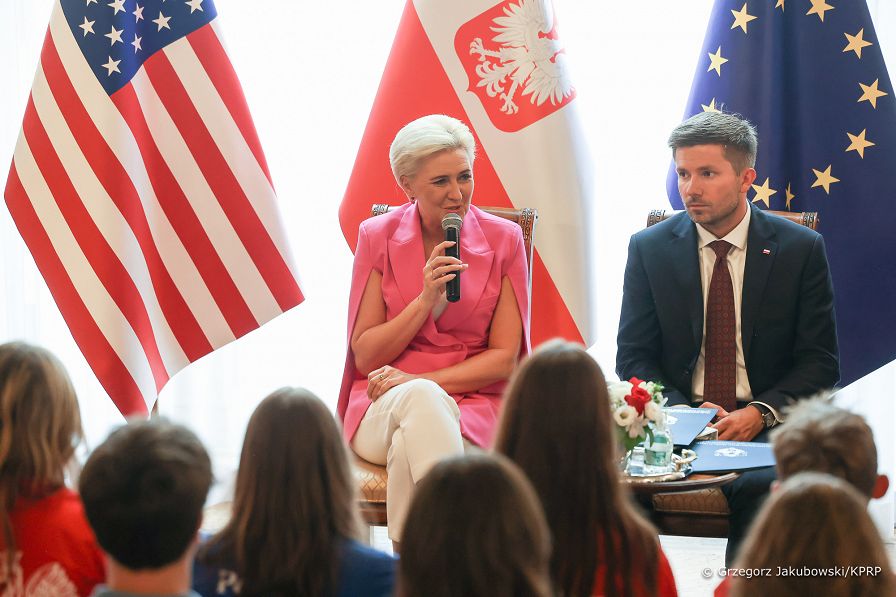 02__Agata_Kornhauser_Duda_Narodowe_Czytanie_Konsulat_Nowy_Jork_20220920_GJB_6369.jpg