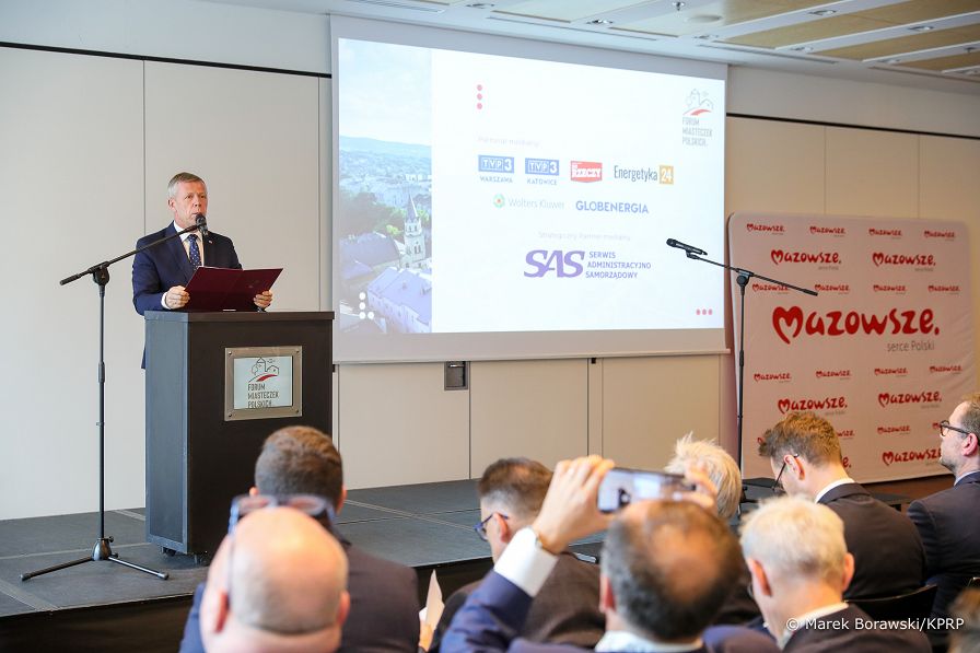 02__Piotr_Cwik_forum_miasteczek_polskich_20220921_MB2_7580.jpg