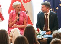 05__Agata_Kornhauser_Duda_Narodowe_Czytanie_Konsulat_Nowy_Jork_20220920_GJB_6404.jpg