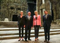 004_Agata_Kornhauser-Duda_Metropolitan_Opera_NY_20220921_GJA_8119.jpg