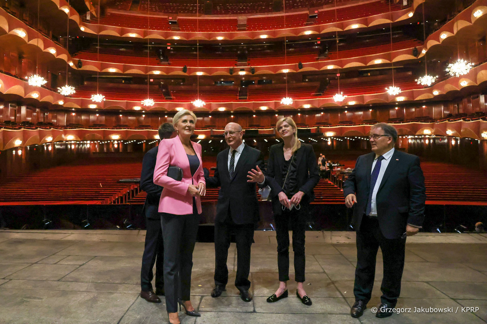 006_Agata_Kornhauser-Duda_Metropolitan_Opera_NY_20220921_GJA_8143.jpg [425.50 KB]