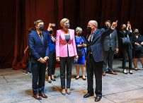 003_Agata_Kornhauser-Duda_Metropolitan_Opera_NY_20220921_GJA_8093.jpg