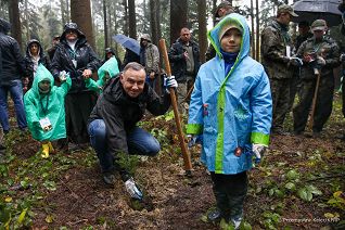 05_Andrzej_Duda_Sadzimy_20220930_PK1_5053.jpg