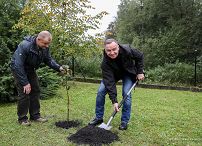 05__Andrzej_Duda_Sadzimy_Koniuszowa_20220930_PK1_4532.jpg