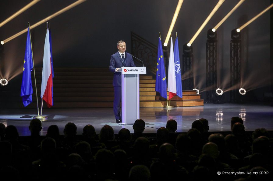 09__Andrzej_Duda_Międzynarodowy_Salon_Przemyslu_Obronnego-Kielce_20220905_PK2_9520.jpg