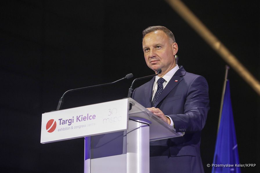 06__Andrzej_Duda_Międzynarodowy_Salon_Przemyslu_Obronnego-Kielce_20220905_PK2_9354.jpg