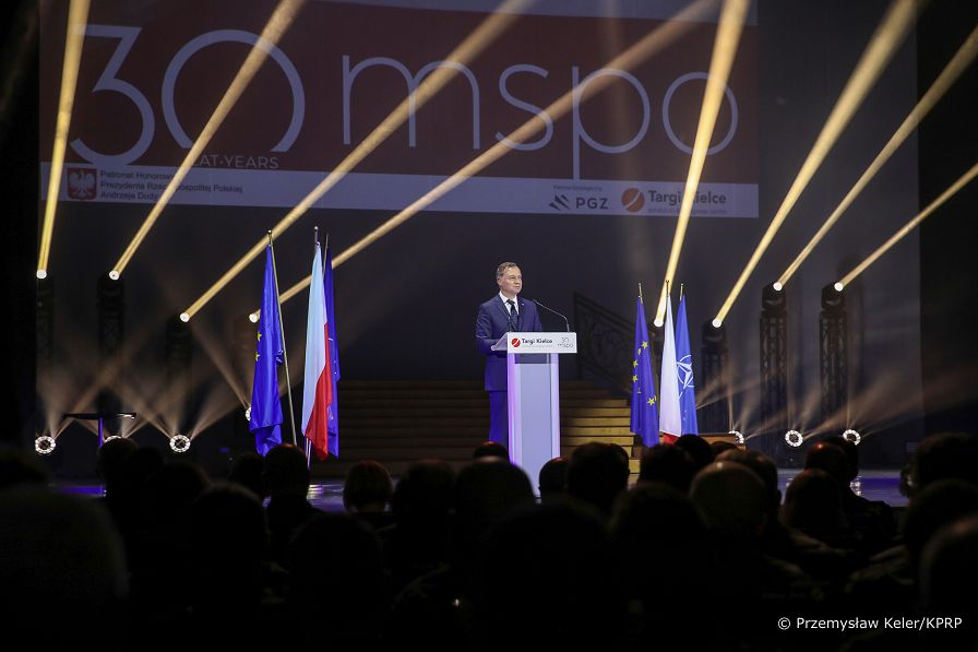 07__Andrzej_Duda_Międzynarodowy_Salon_Przemyslu_Obronnego-Kielce_20220905_PK1_2320.jpg