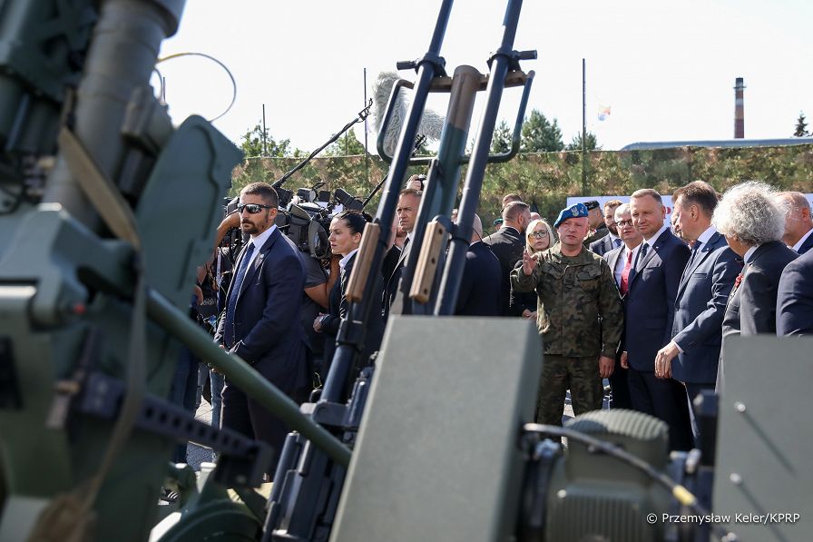 18__Andrzej_Duda_Międzynarodowy_Salon_Przemyslu_Obronnego-Kielce_20220905_PK1_2926.jpg