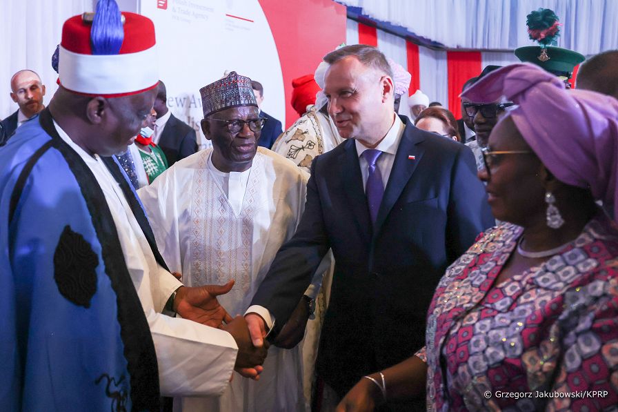 15__Andrzej_Duda_nigeryjski_biznes_absolwentci_ polskich_uczeni_Polonia_Abudza_Nigeria_20220906_GJB_7639.jpg