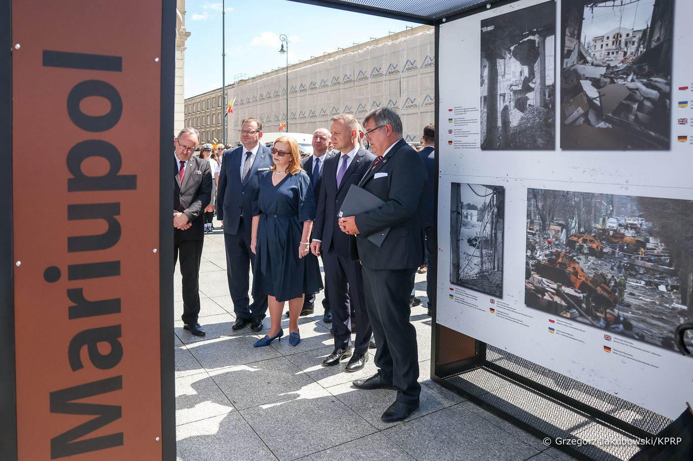 009_03__Andrzej_Duda_wystawa_Warszawa_Mariupol__20220801_GJB_2284.jpg