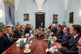 002_20230110_Andrzej_Duda_Organizatorzy_Olimpiady_Europeiskiej_PK1_7003.jpg