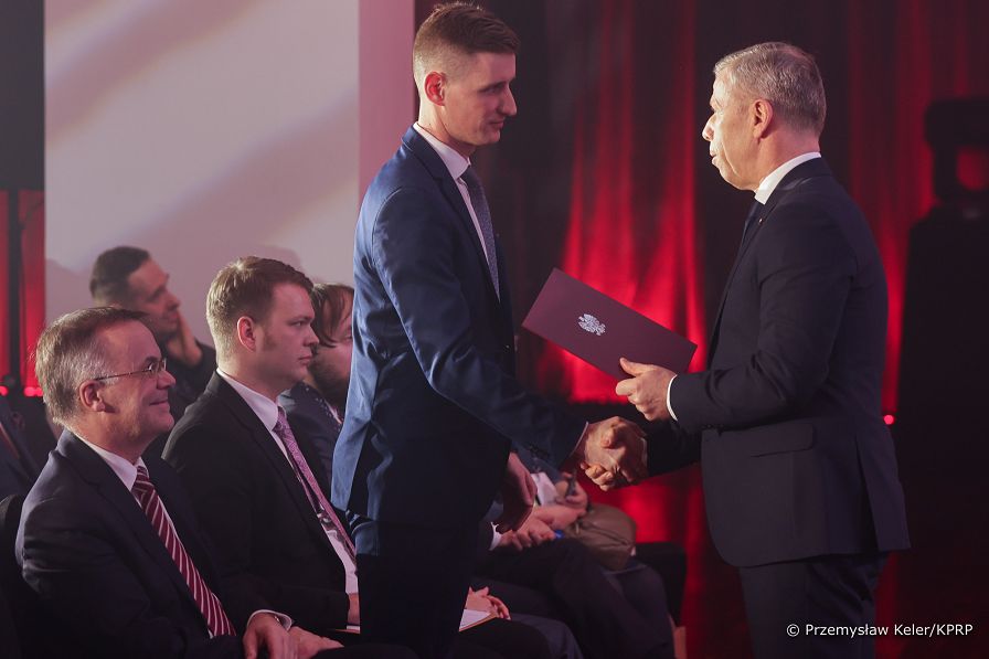 05__Piotr_Cwik_Gala_Kongresu_Niepodlegla_20230111_PK2_4750.jpg