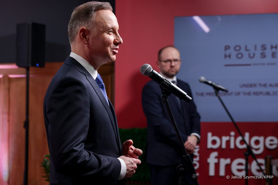 003_20230117_Andrzej_Duda_WEF_Davos_Konferencja_Media_Polskie_JSZ_5727.jpg